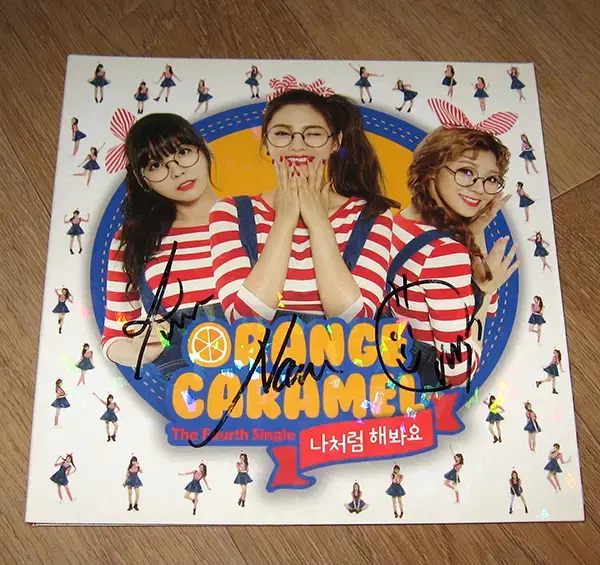 Orange Caramel Autographed CD #오렌지캬라멜,#강남거리 on